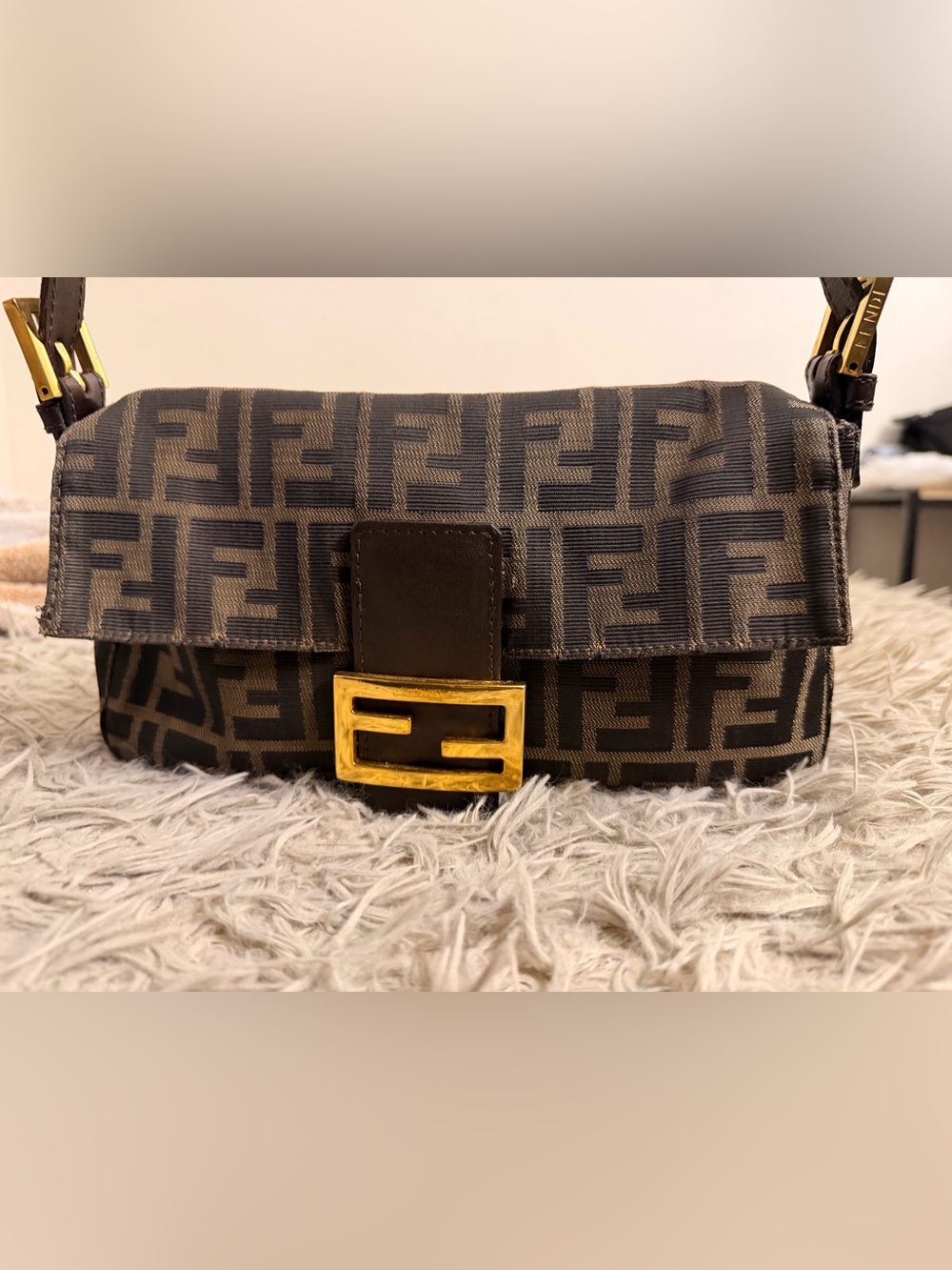 Vintage Fendi Zucca baguette
